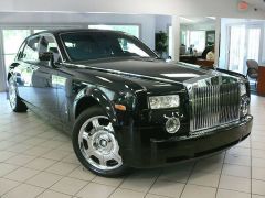 ROLLS ROYCE PHANTOM LIMOUSINE SERVICE